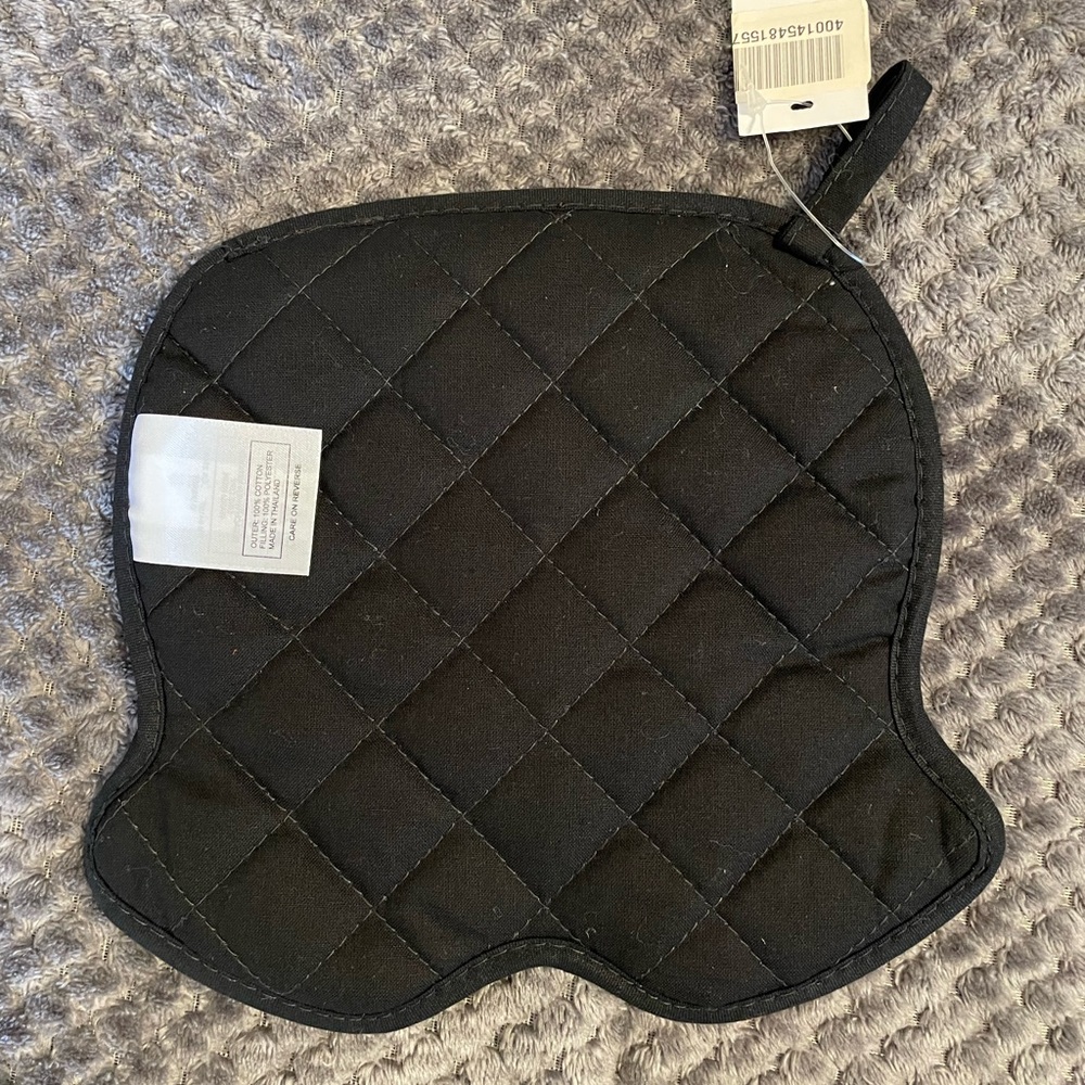 Disney Mickey Mouse Red and Yellow Quilted Pot Holder - Picture 2 of 2